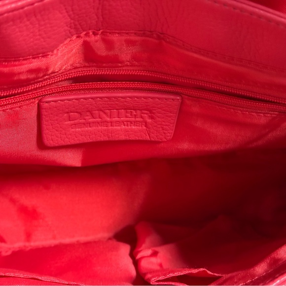 🇨🇦🇨🇦🇨🇦 Danier Leather Handbag - Picture 6 of 7